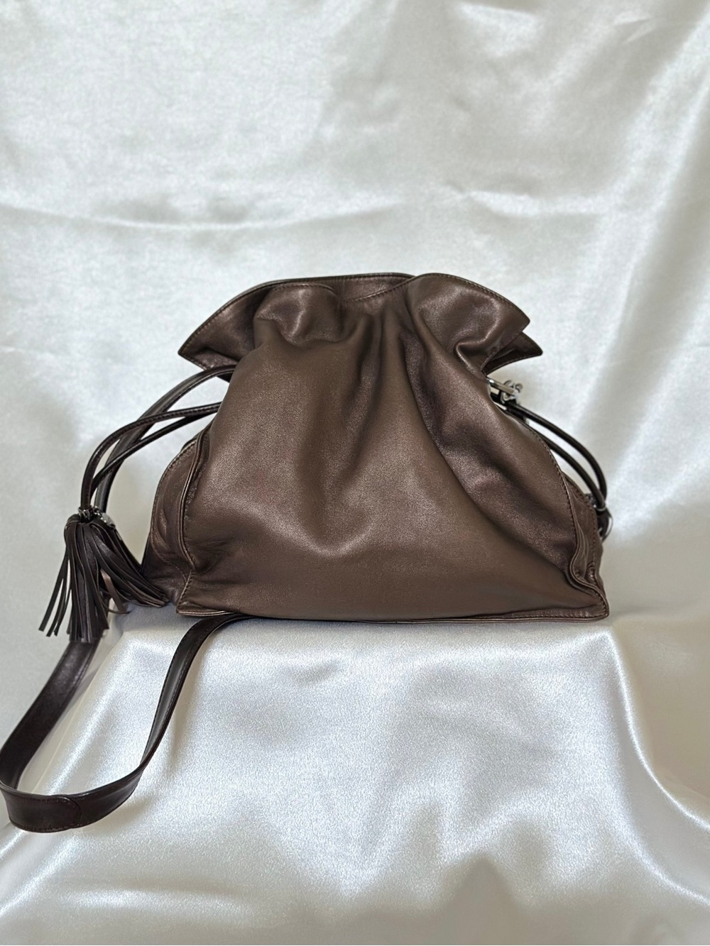 Loewe Flamenco Anagram Shoulder/crossbody Leather bag - Picture 2 of 15